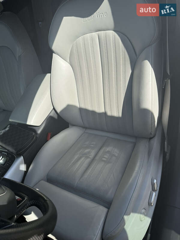 Седан Audi A6 2015 в Кременчуге
