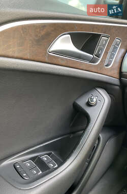 Седан Audi A6 2012 в 