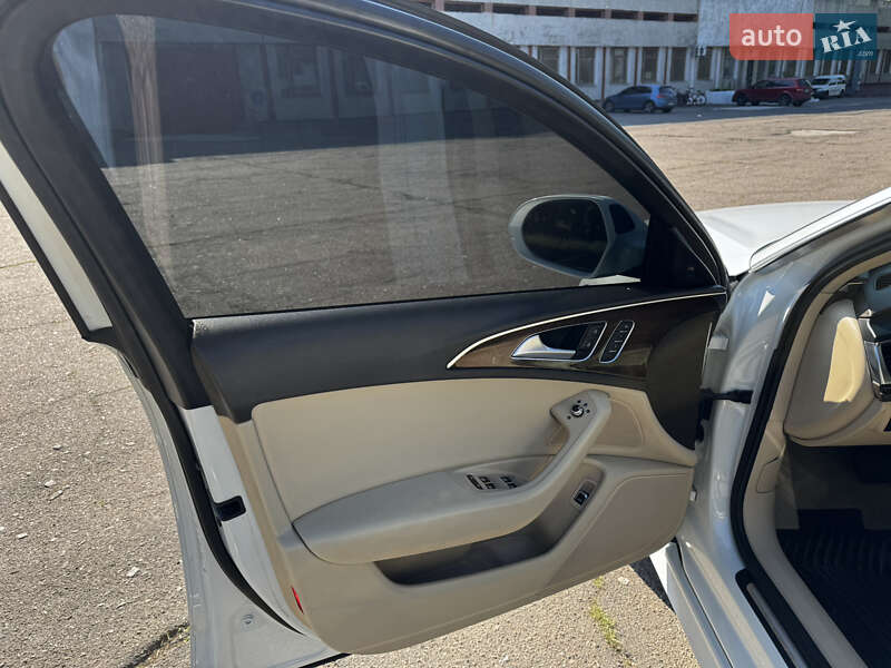 Седан Audi A6 2015 в Южноукраїнську