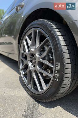 Седан Audi A6 2012 в 