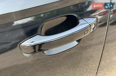 Седан Audi A6 2012 в 