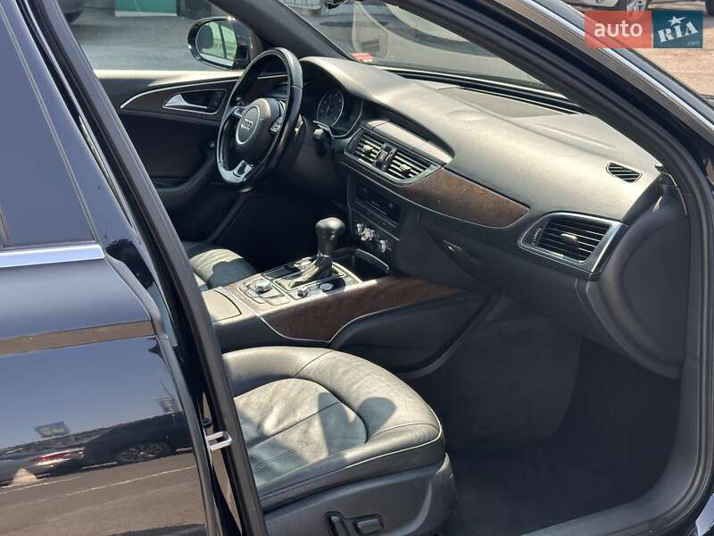 Седан Audi A6 2012 в Киеве