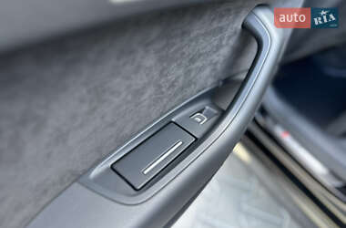Универсал Audi A6 2015 в 