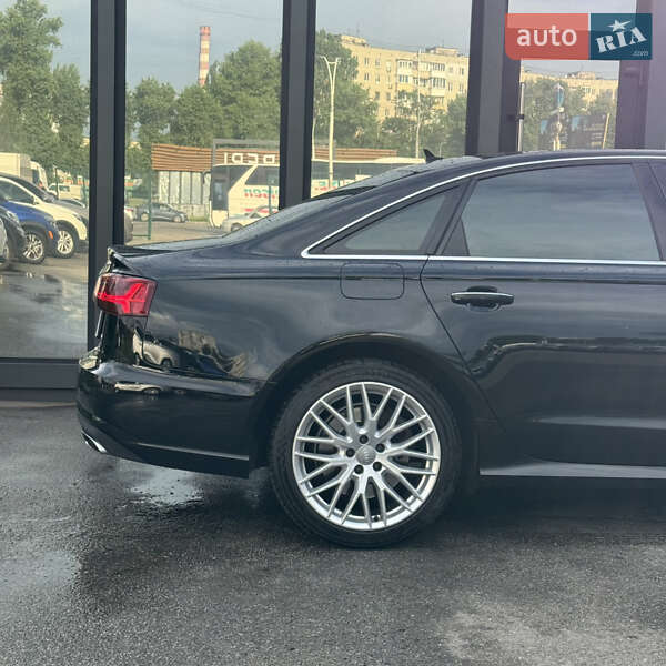 Седан Audi A6 2015 в Киеве