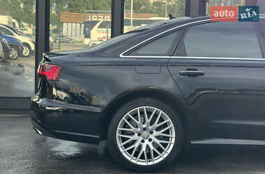 Седан Audi A6 2015 в 