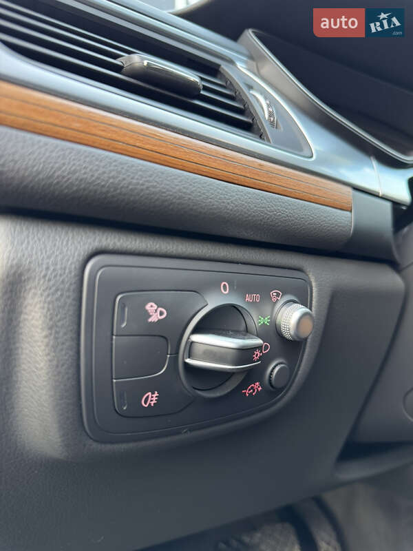 Седан Audi A6 2015 в Киеве