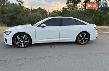 Седан Audi A6 2020 в 