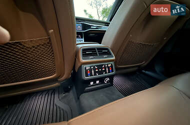 Седан Audi A6 2020 в 