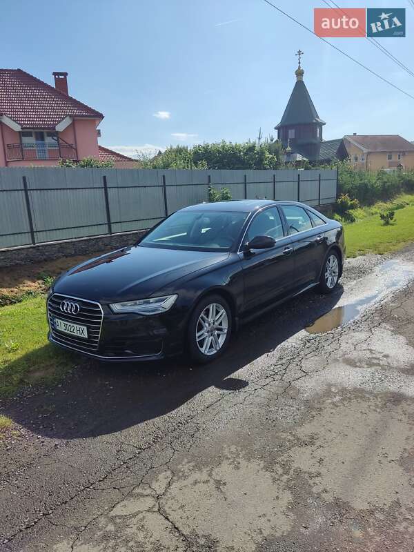 Седан Audi A6 2015 в 