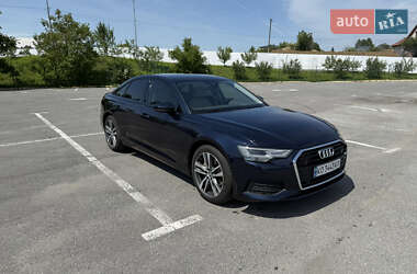 Седан Audi A6 2019 в 
