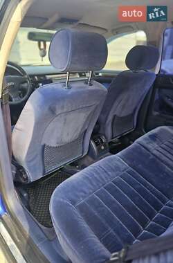 Седан Audi A6 1998 в 
