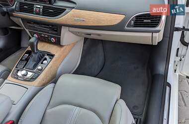 Универсал Audi A6 2015 в 