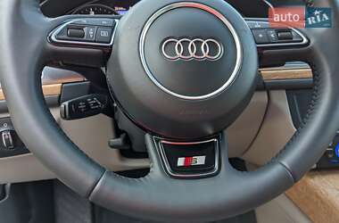 Универсал Audi A6 2015 в 