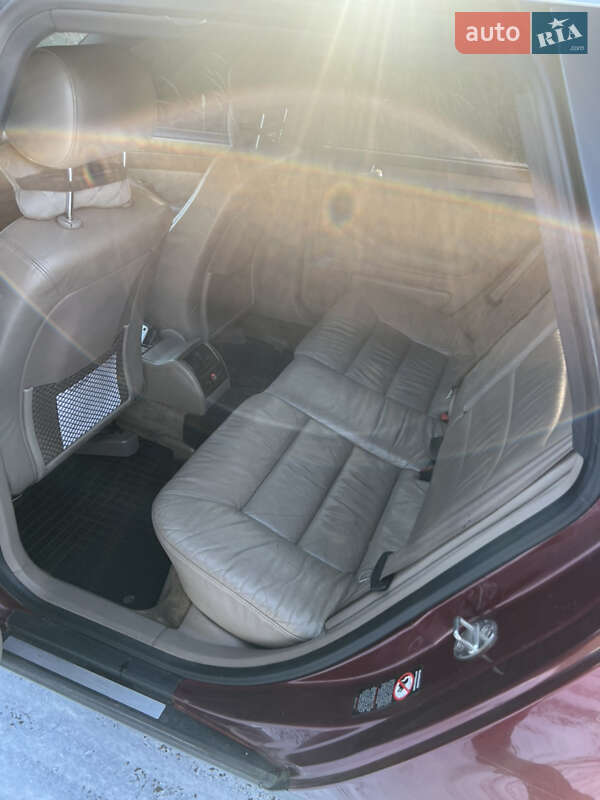 Универсал Audi A6 2000 в Вараше