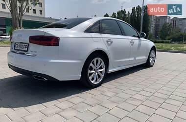 Седан Audi A6 2015 в 