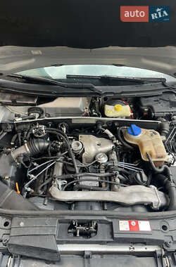 Универсал Audi A6 2003 в 