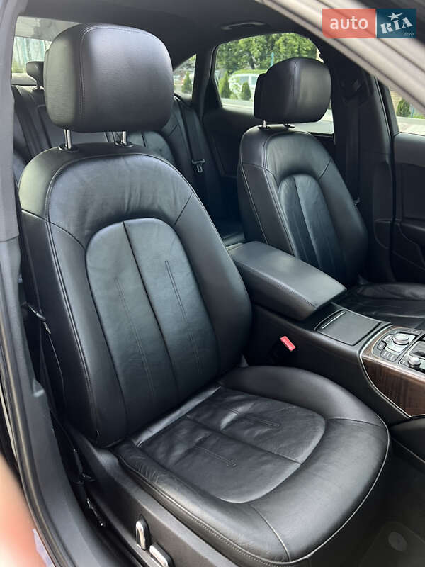Седан Audi A6 2016 в Нововолинську