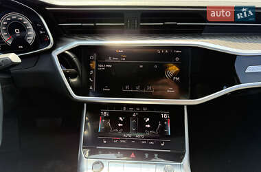 Седан Audi A6 2021 в 