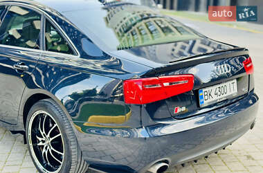 Седан Audi A6 2013 в 