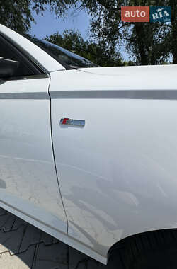 Седан Audi A6 2012 в 