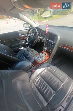 Седан Audi A6 2004 в 