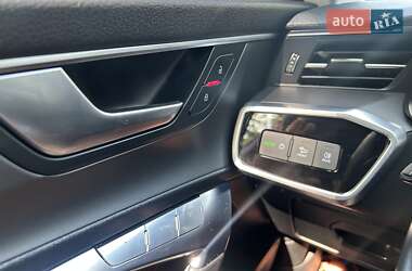 Универсал Audi A6 2018 в 