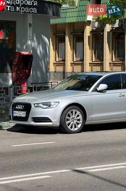 Седан Audi A6 2014 в 