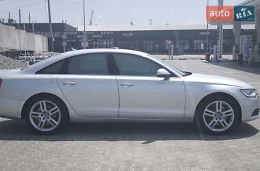 Седан Audi A6 2013 в 