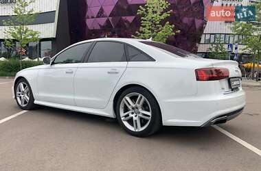 Седан Audi A6 2015 в 