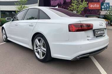 Седан Audi A6 2015 в 