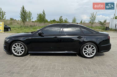Седан Audi A6 2015 в 