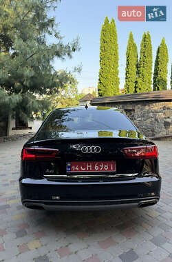 Седан Audi A6 2015 в 