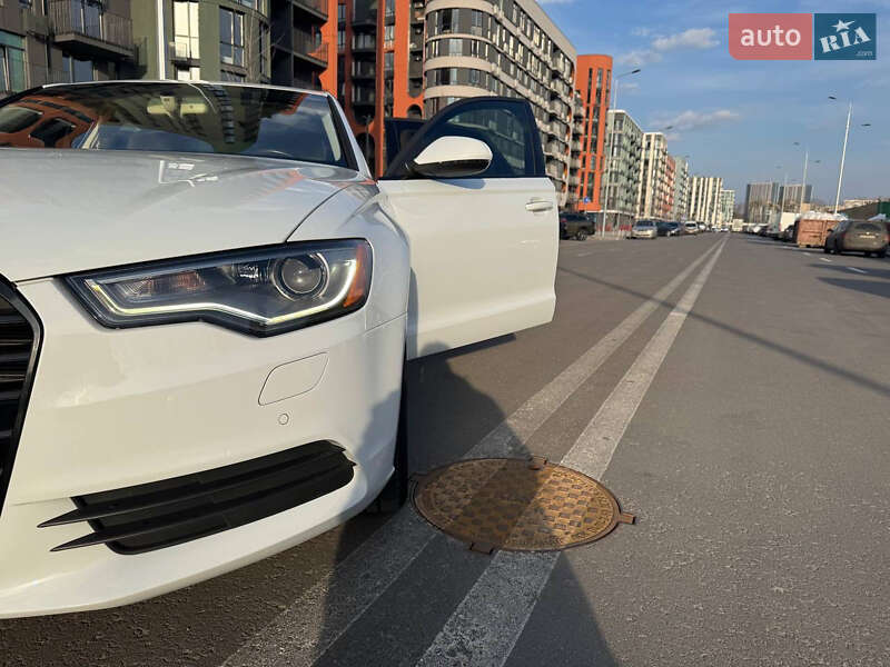 Седан Audi A6 2013 в Николаеве