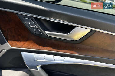 Седан Audi A6 2018 в 