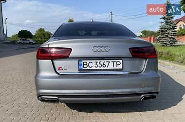 Седан Audi A6 2015 в 