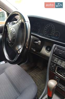 Седан Audi A6 1996 в 