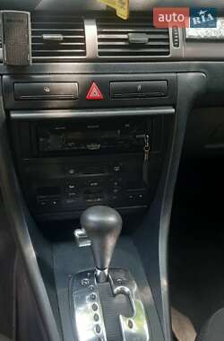Седан Audi A6 1999 в 