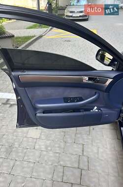Седан Audi A6 2001 в 