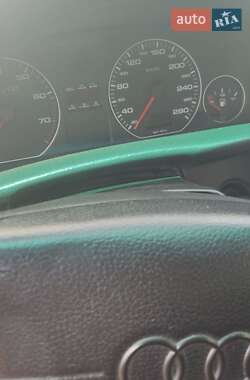 Седан Audi A6 1995 в 