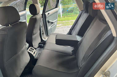 Универсал Audi A6 2000 в 