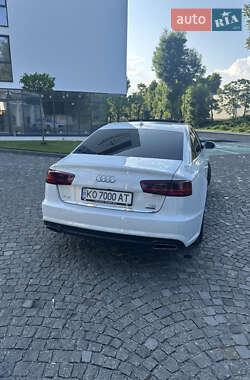 Седан Audi A6 2016 в 