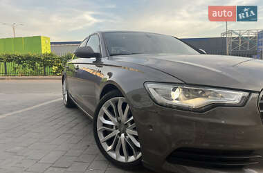 Седан Audi A6 2012 в 