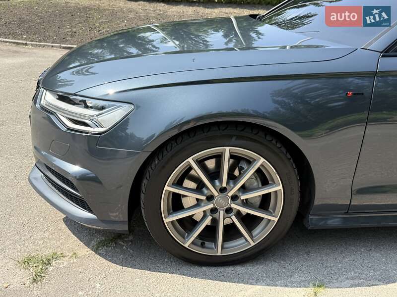 Седан Audi A6 2015 в Киеве