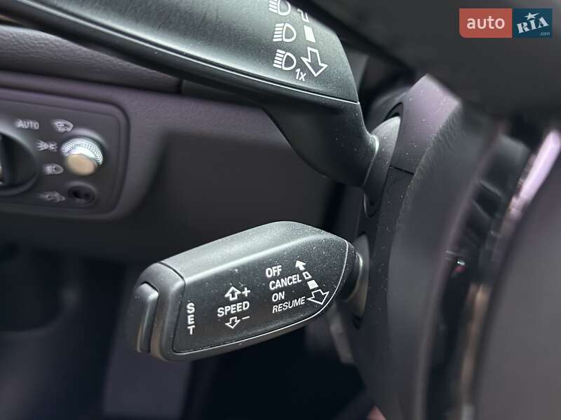 Седан Audi A6 2015 в Киеве