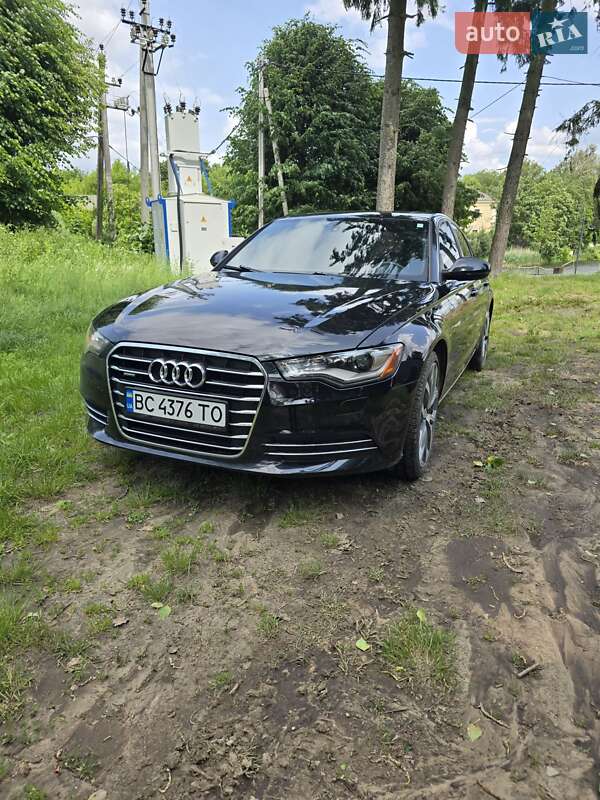 Седан Audi A6 2012 в 