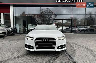 Седан Audi A6 2016 в 