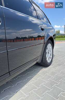 Универсал Audi A6 2004 в 