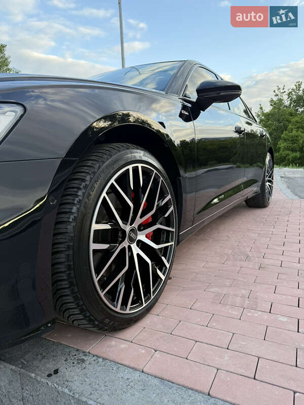 Седан Audi A6 2022 в Киеве
