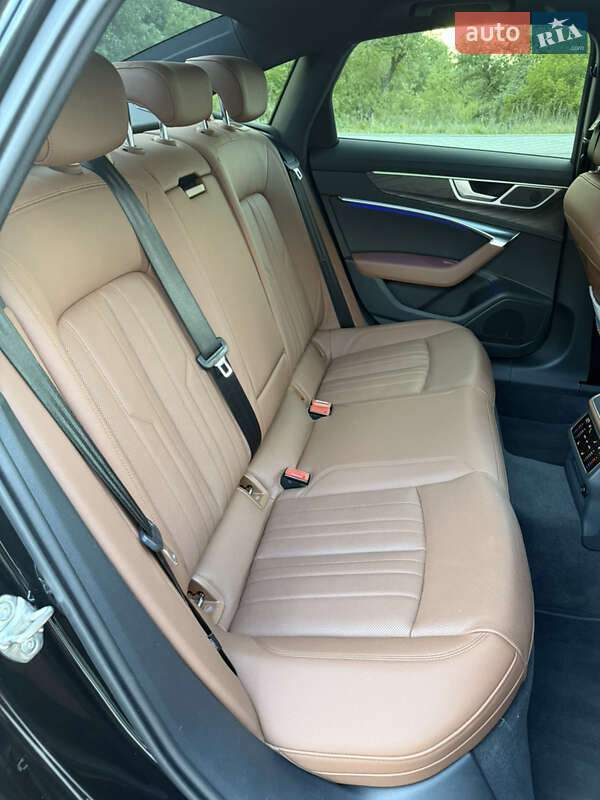 Седан Audi A6 2022 в Киеве