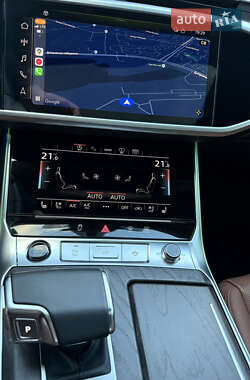 Седан Audi A6 2022 в 